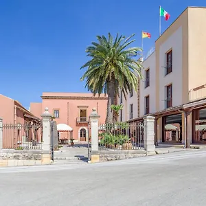 Zina Family Hotel